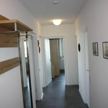 Ferienwohnung Fördeblick In Kiel Mit Panoramablick über Die Kieler Förde Bis Laboe Apartment *
