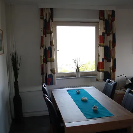 Ferienwohnung Fördeblick In Kiel Mit Panoramablick über Die Kieler Förde Bis Laboe Schilksee